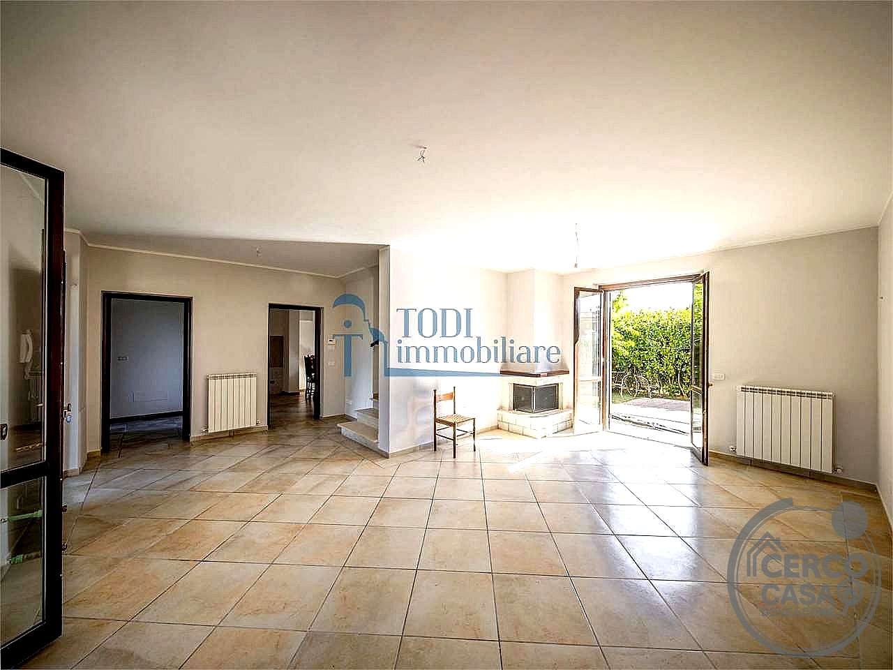 VILLA A SCHIERA VENDITA MARSCIANO · foto 27
