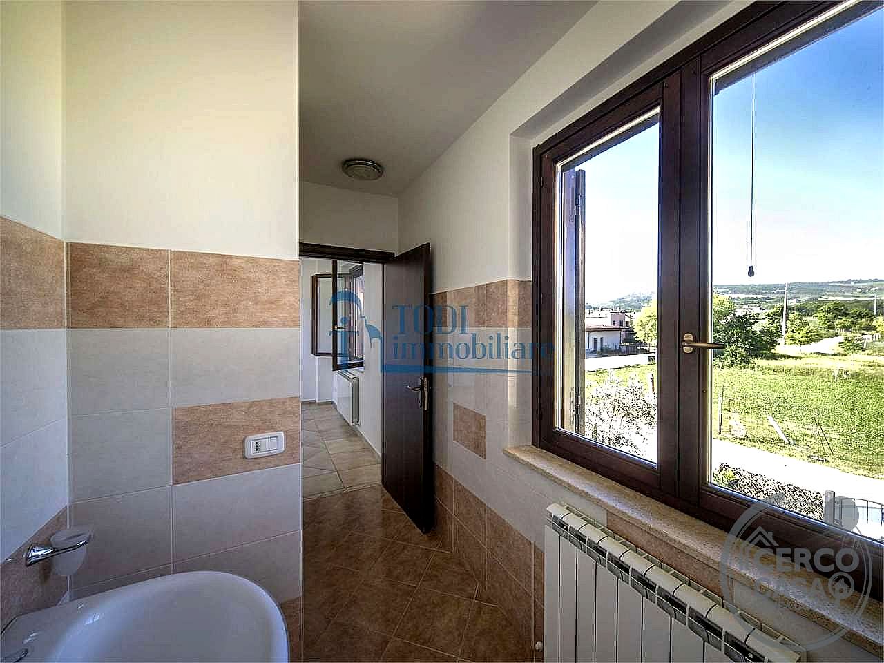 VILLA A SCHIERA VENDITA MARSCIANO · foto 7