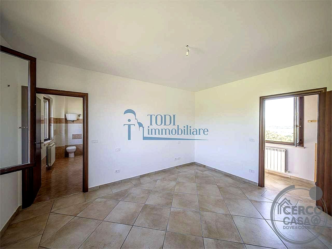 VILLA A SCHIERA VENDITA MARSCIANO · foto 9