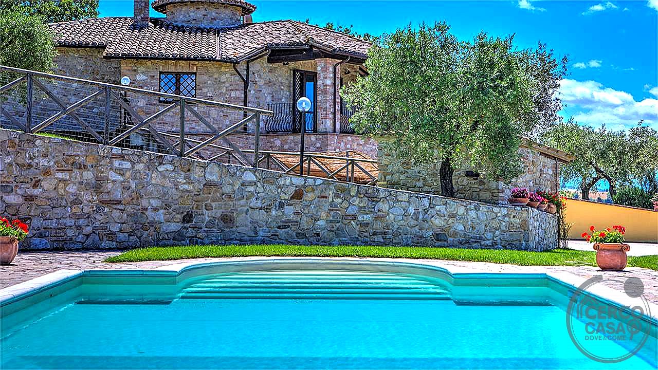 RUSTICO - CASALE VENDITA TODI