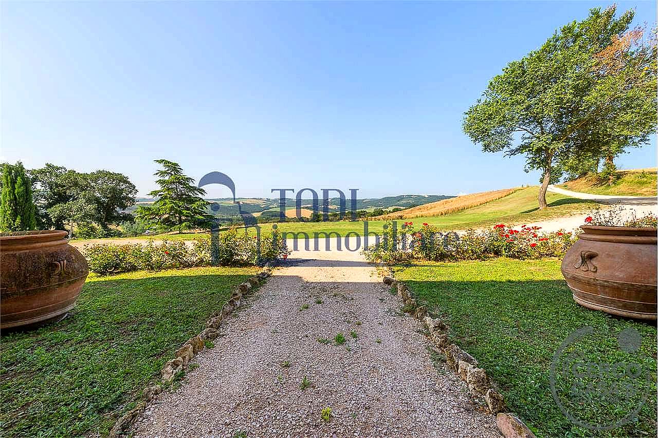 VILLA VENDITA TODI · foto 23