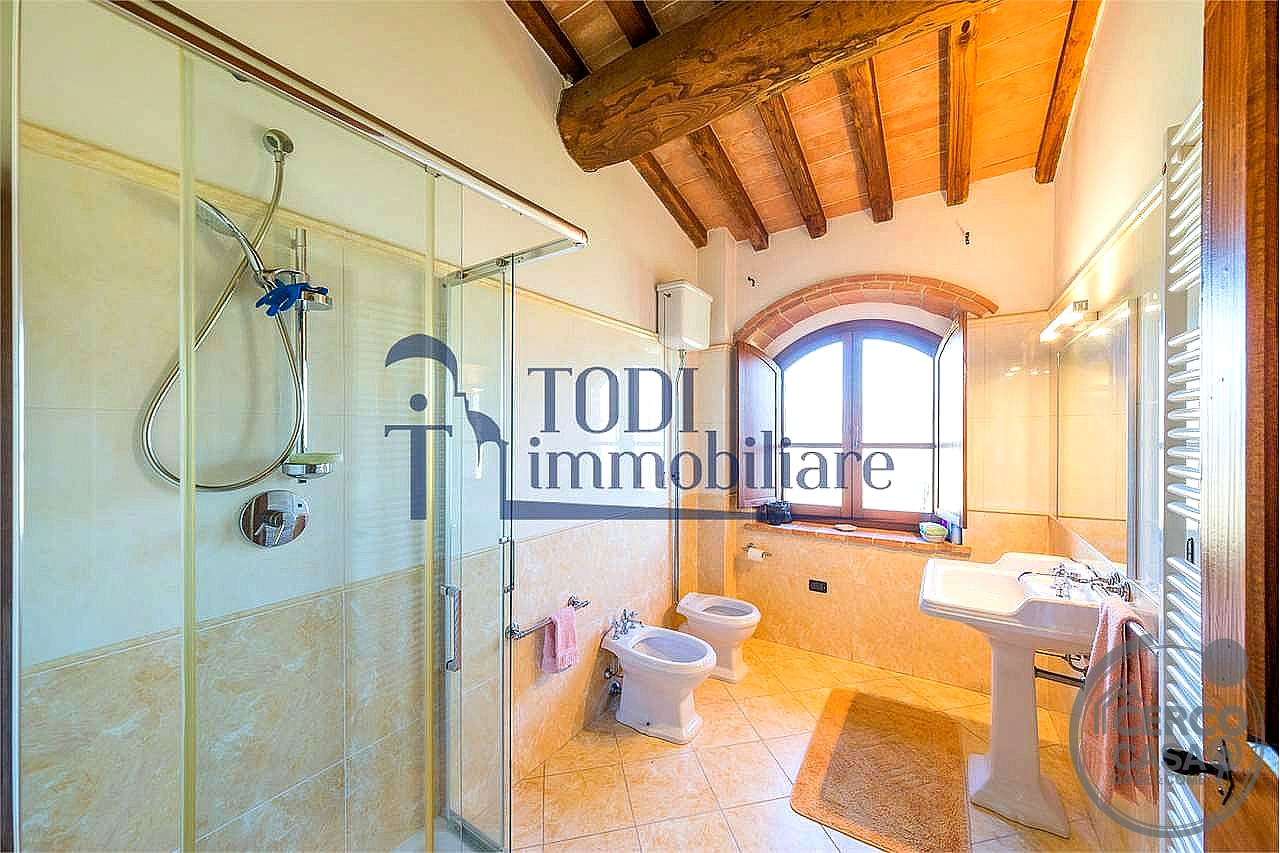 VILLA VENDITA TODI · foto 5