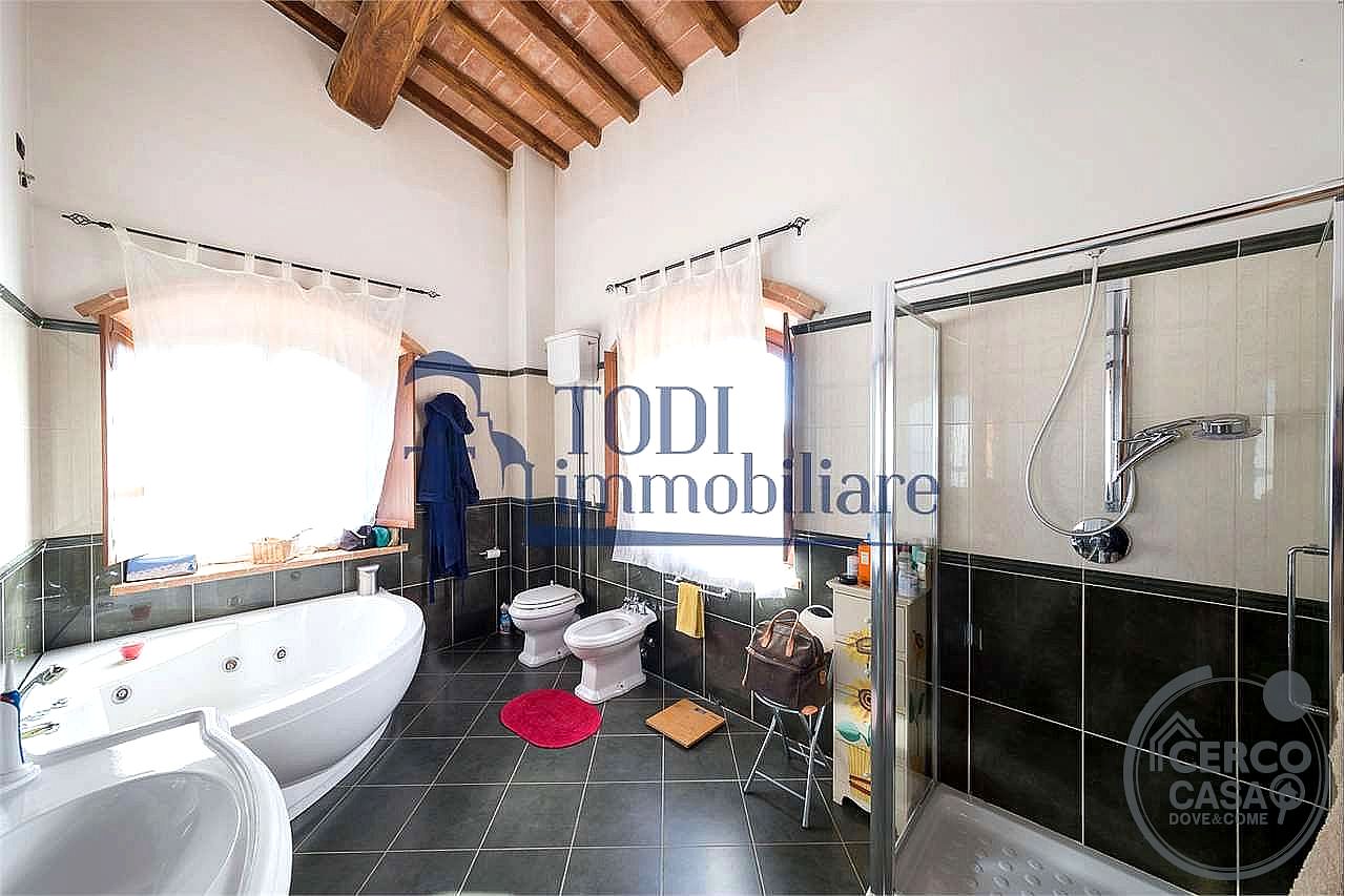 VILLA VENDITA TODI · foto 9