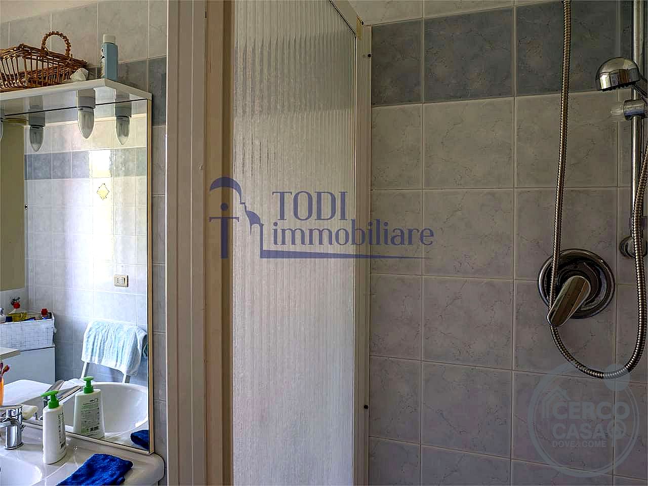 PORZIONE DI CASA VENDITA TODI · foto 8