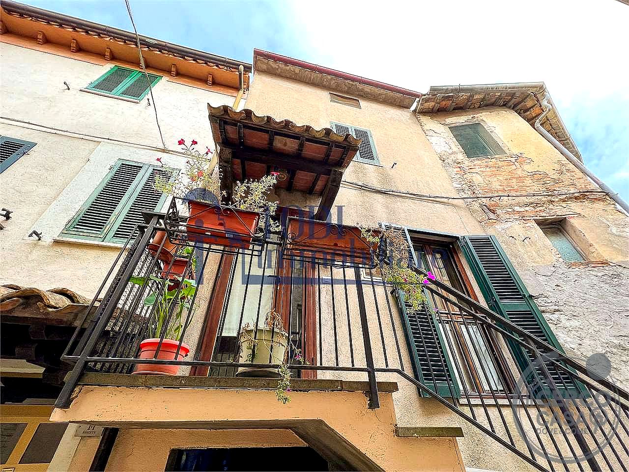 PORZIONE DI CASA VENDITA TODI · foto 3