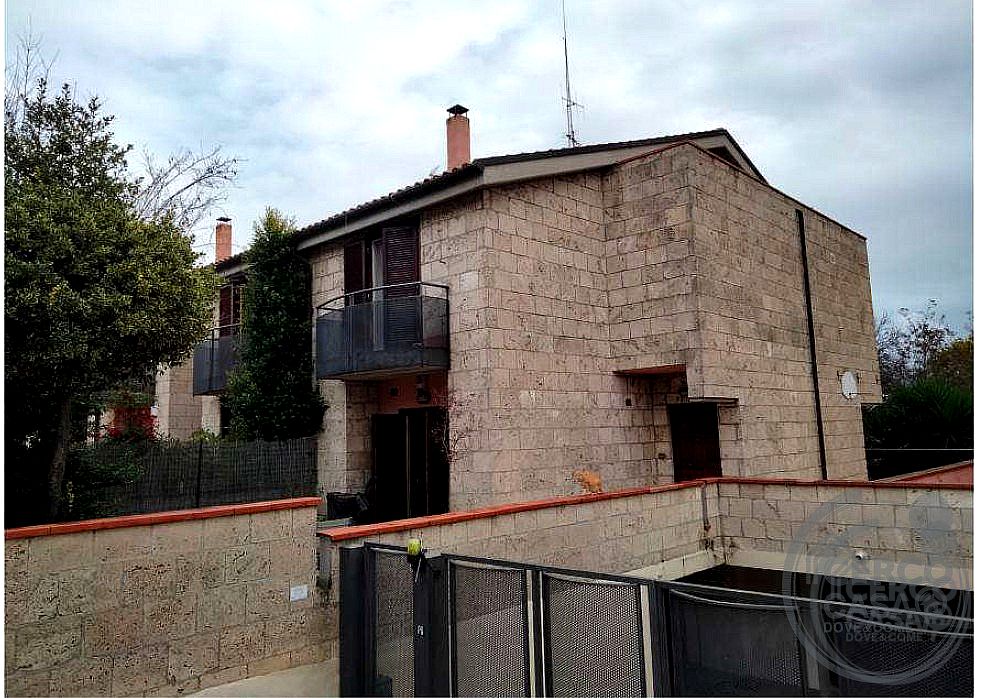 VILLA A SCHIERA VENDITA SAN GEMINI · foto 34