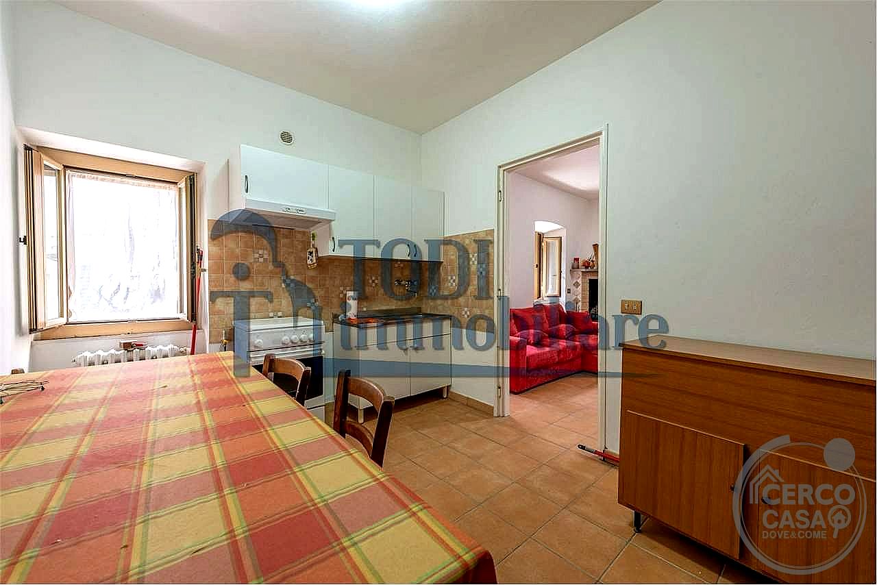PORZIONE DI CASA VENDITA TODI · foto 10