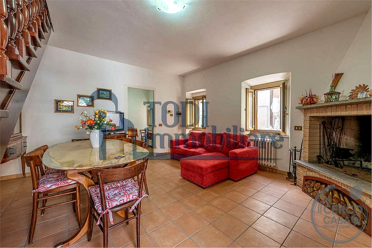 PORZIONE DI CASA VENDITA TODI · foto 11