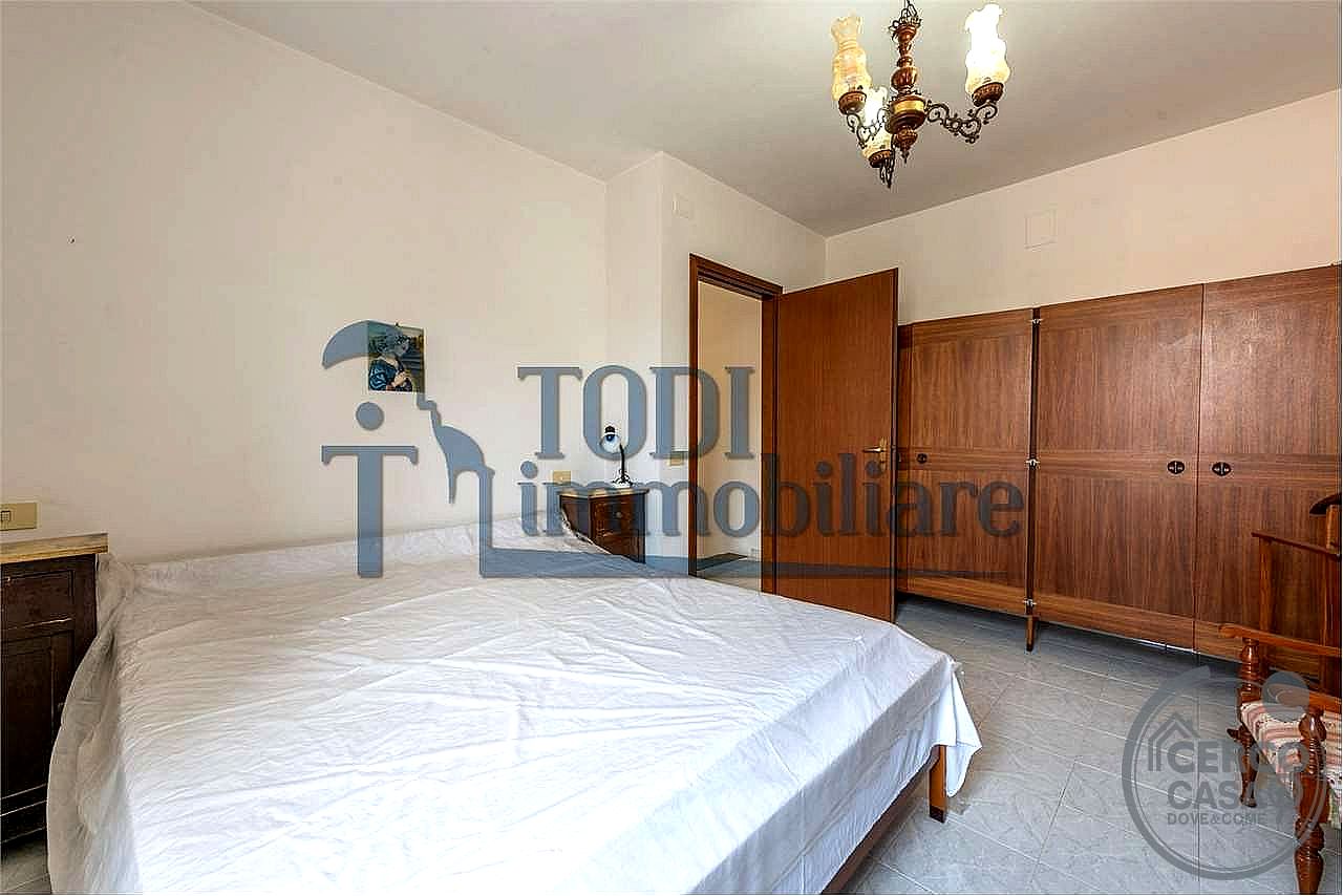 PORZIONE DI CASA VENDITA TODI · foto 6