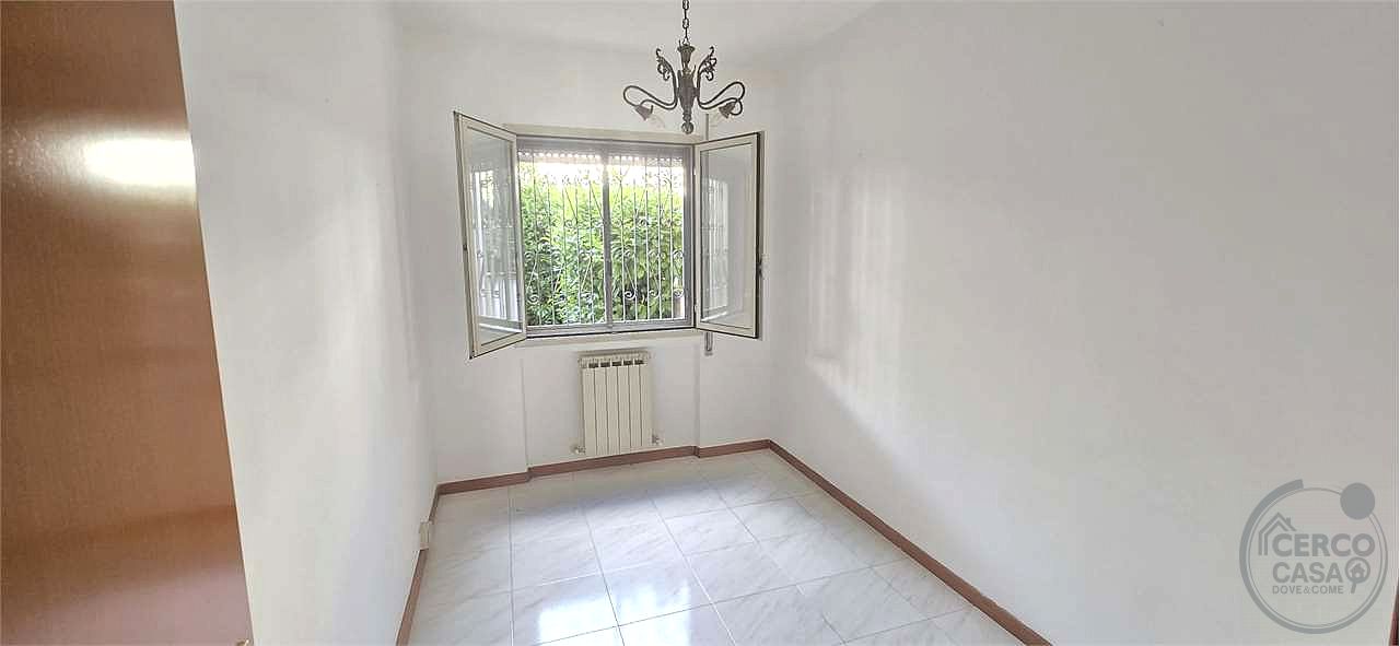 *APPARTAMENTO PANORAMICO CON GIARDINO E TERRAZZA – LACUGNANO, PERUGIA*