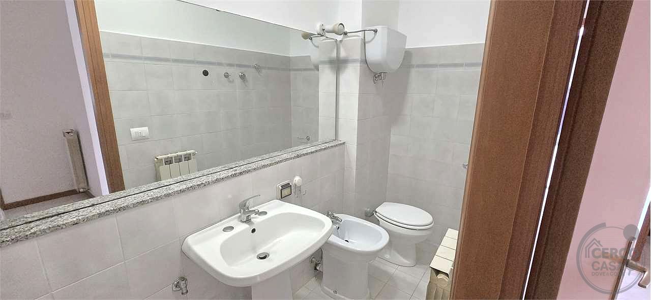*APPARTAMENTO PANORAMICO CON GIARDINO E TERRAZZA – LACUGNANO, PERUGIA*