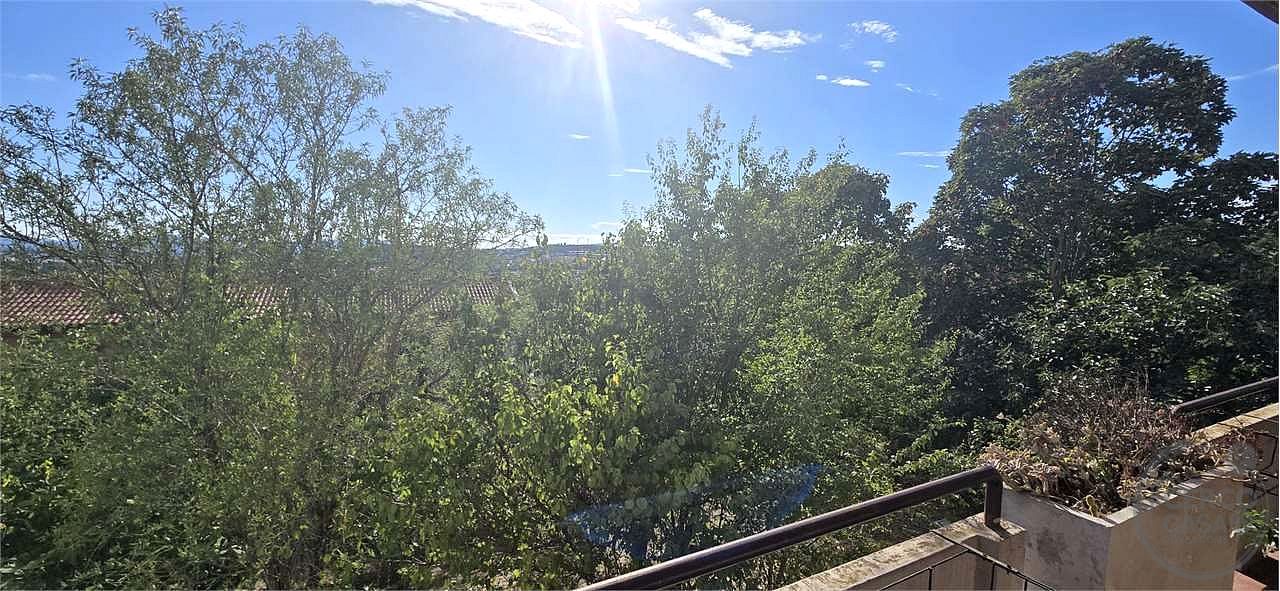 *APPARTAMENTO PANORAMICO CON GIARDINO E TERRAZZA – LACUGNANO, PERUGIA*
