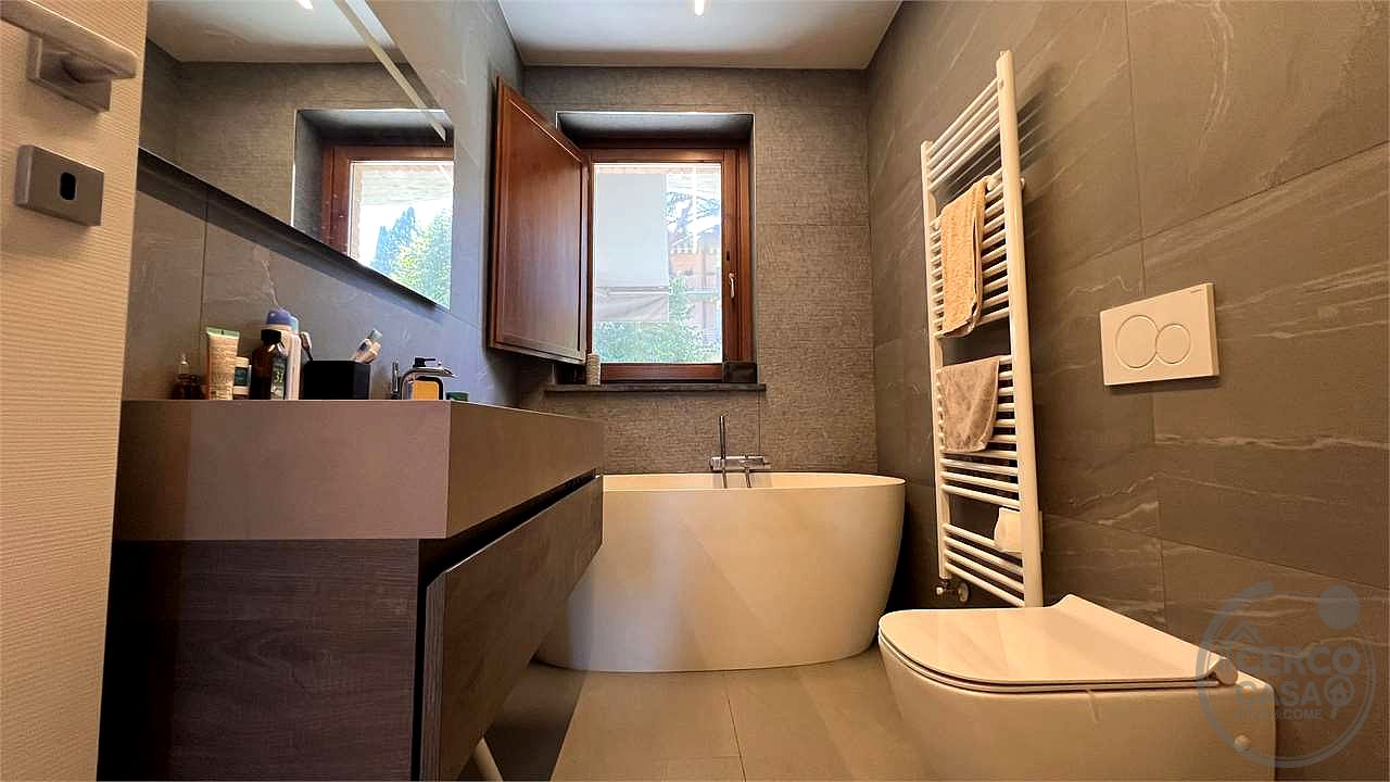 Mantignana – Trilocale con ingresso indipendente e doppio giardino