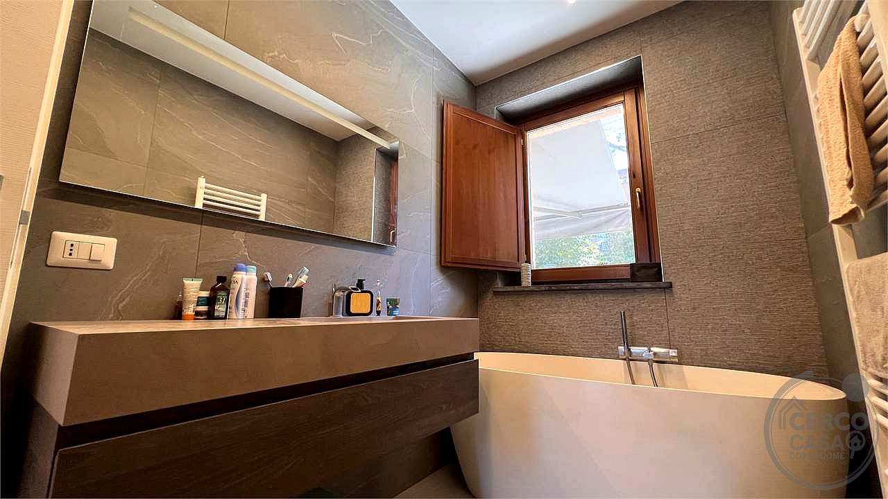 Mantignana – Trilocale con ingresso indipendente e doppio giardino
