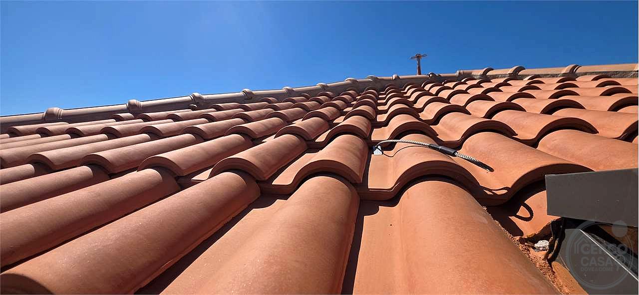 CASA SINGOLA FONTIGNANO - PERUGIA DA RISTRUTTURARE