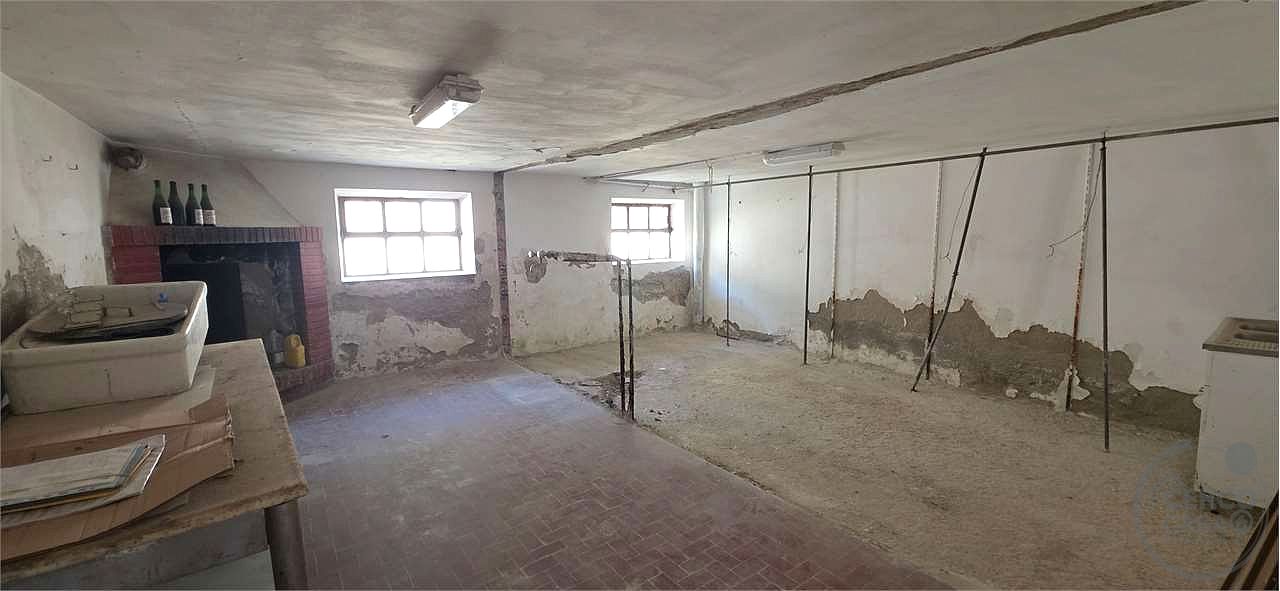 CASA SINGOLA FONTIGNANO - PERUGIA DA RISTRUTTURARE