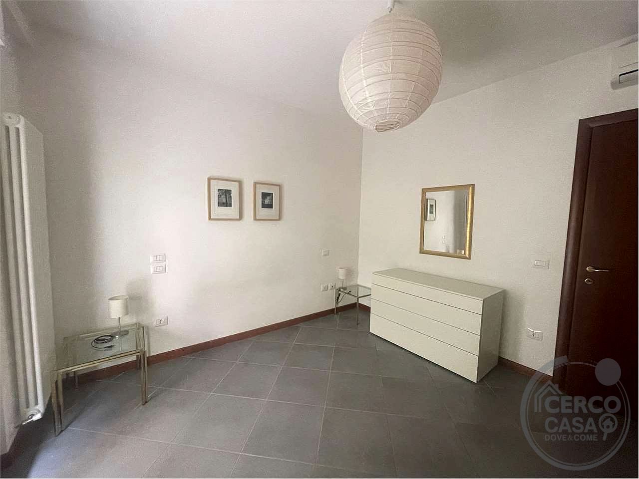 Bilocale arredato con balcone