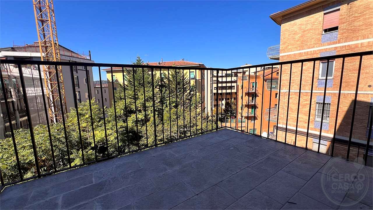 Appartamento 215 MQ con doppio accesso