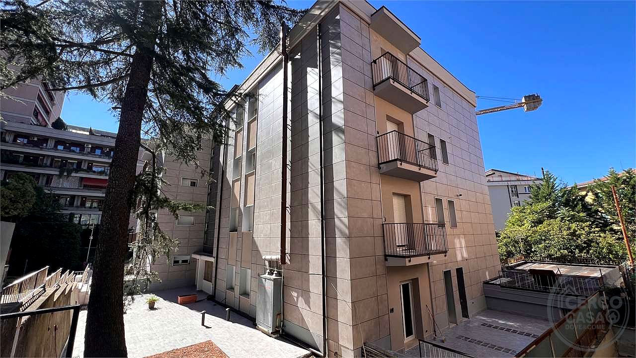 Appartamento 215 MQ con doppio accesso