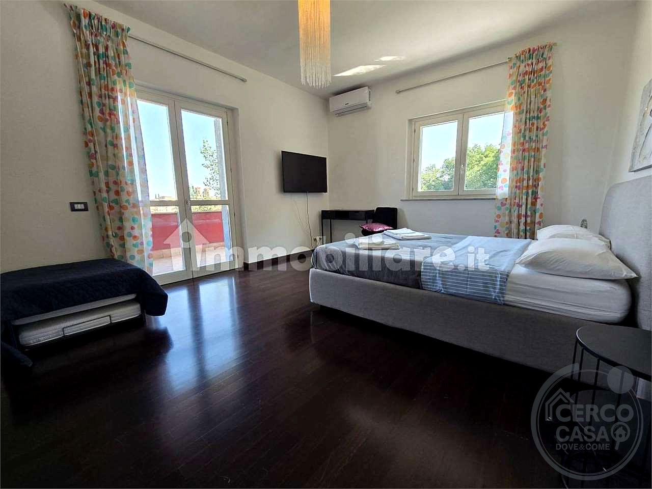 ESCLUSIVA VILLA PANORAMICA CON PISCINA, PARCO PRIVATO E AREA WELLNESS
