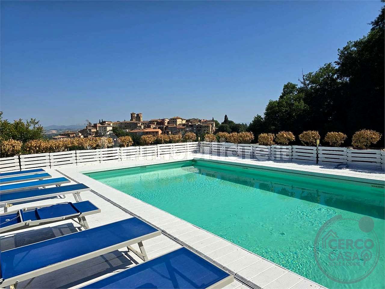 ESCLUSIVA VILLA PANORAMICA CON PISCINA, PARCO PRIVATO E AREA WELLNESS
