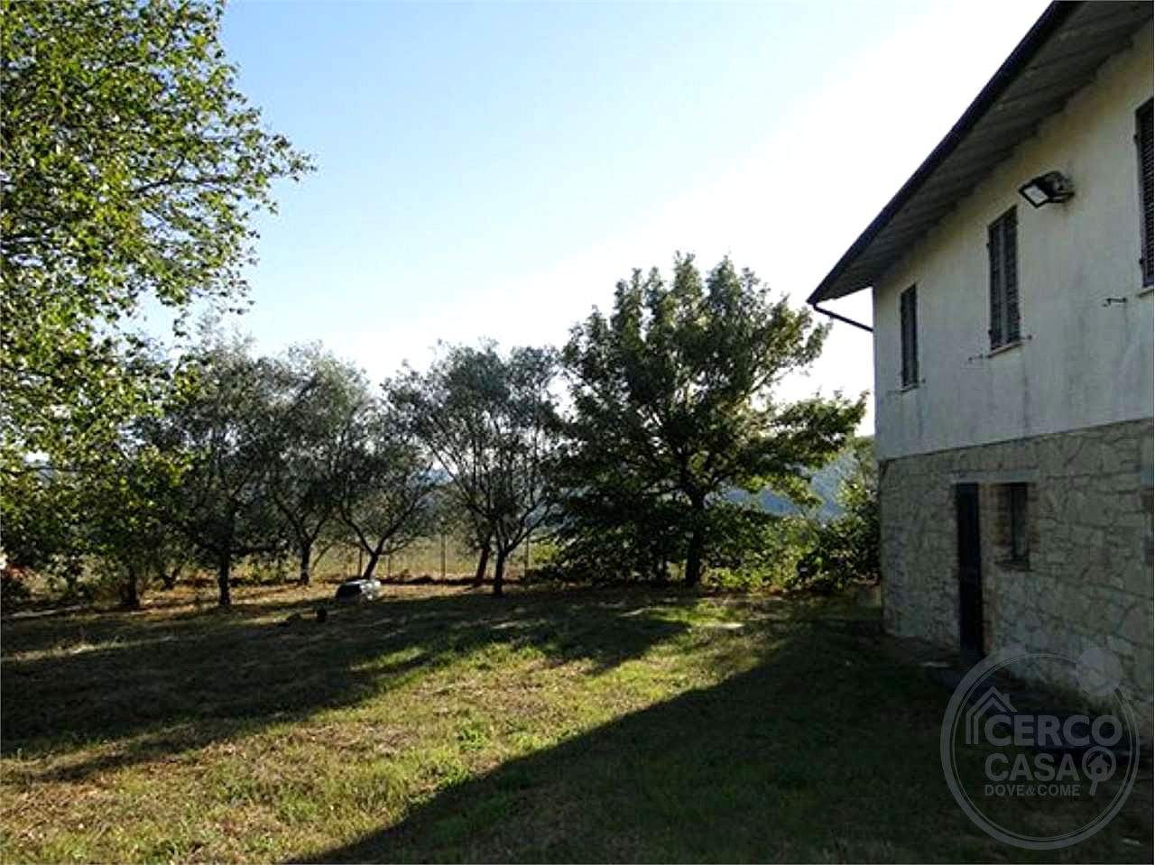 TODI - ILCI - CASA INDIPENDENTE CON GIARDINO