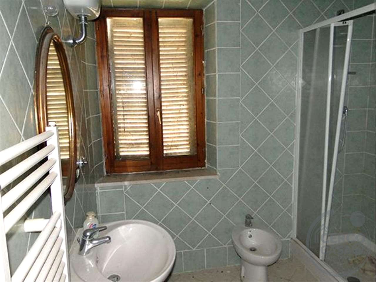 TODI - ILCI - CASA INDIPENDENTE CON GIARDINO