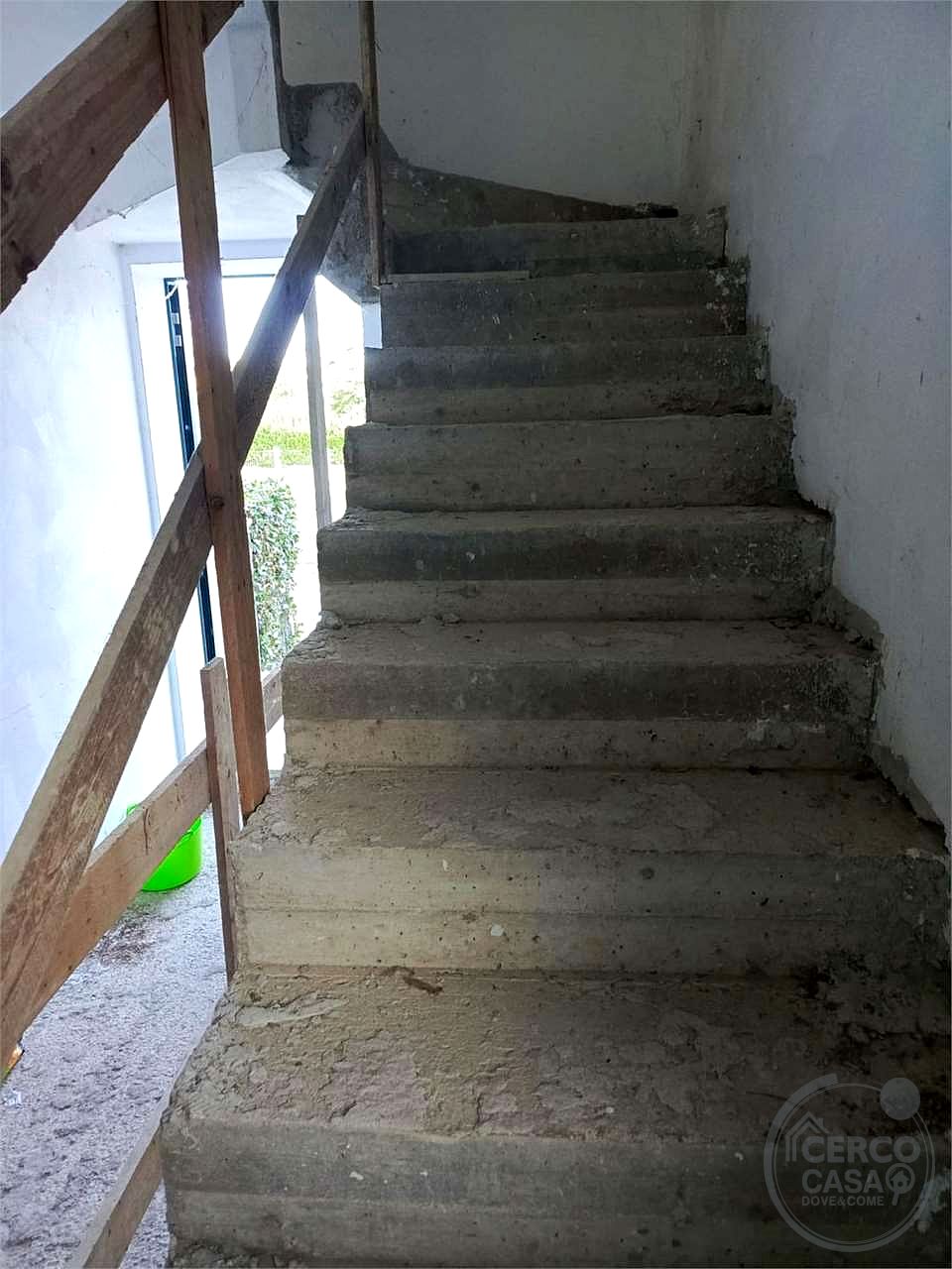 COLLAZZONE - ACQUASANTA - COMPLESSO IMMOBILIARE