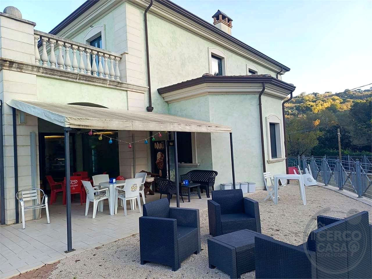 COLLAZZONE - ACQUASANTA - COMPLESSO IMMOBILIARE