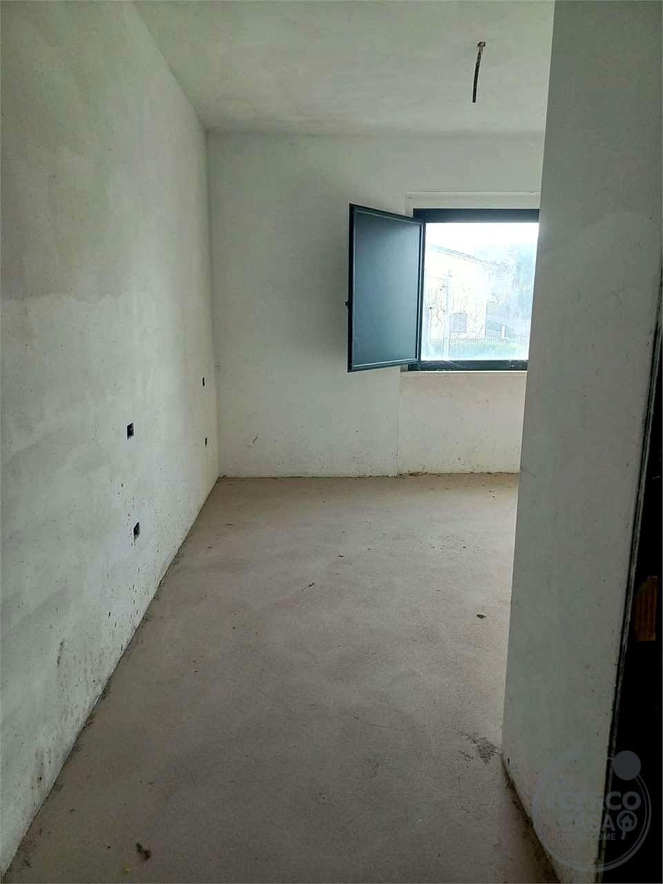 COLLAZZONE - ACQUASANTA - COMPLESSO IMMOBILIARE