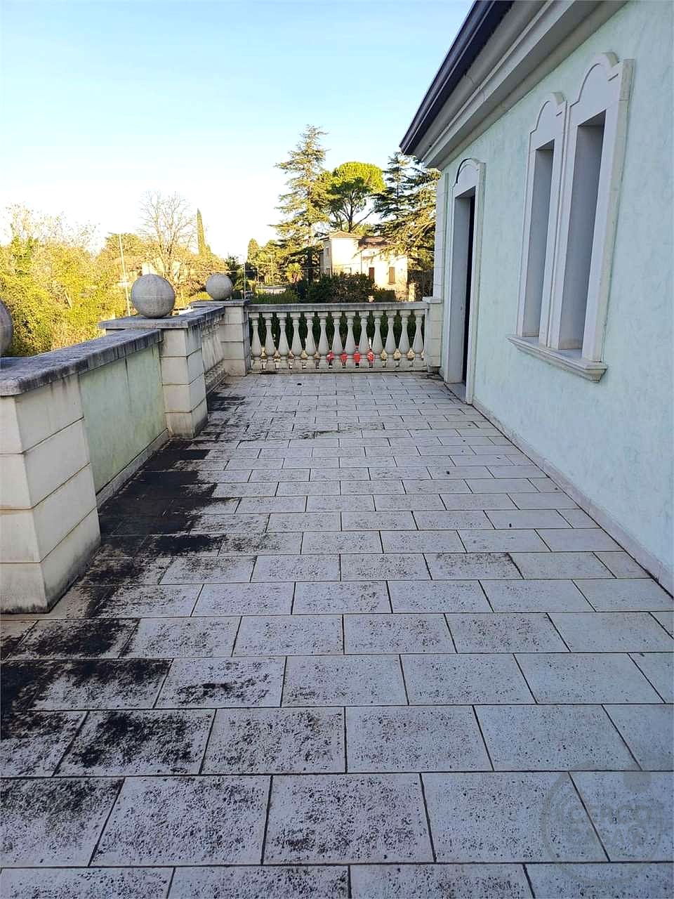 COLLAZZONE - ACQUASANTA - COMPLESSO IMMOBILIARE