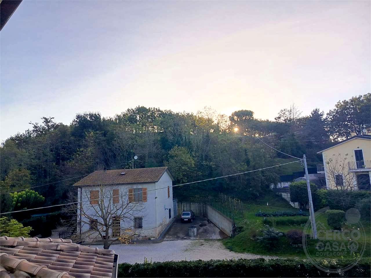 COLLAZZONE - ACQUASANTA - COMPLESSO IMMOBILIARE