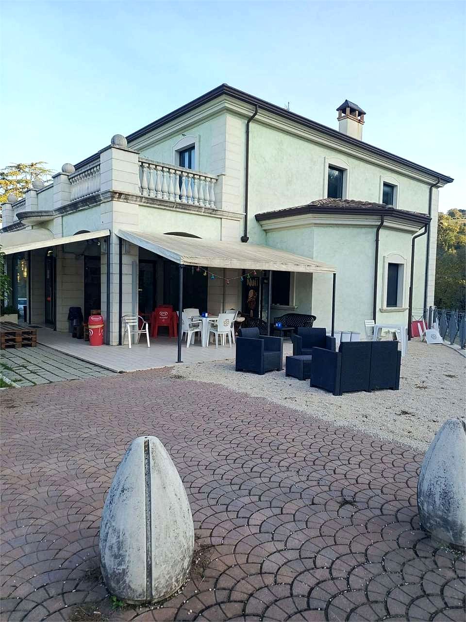 COLLAZZONE - ACQUASANTA - COMPLESSO IMMOBILIARE
