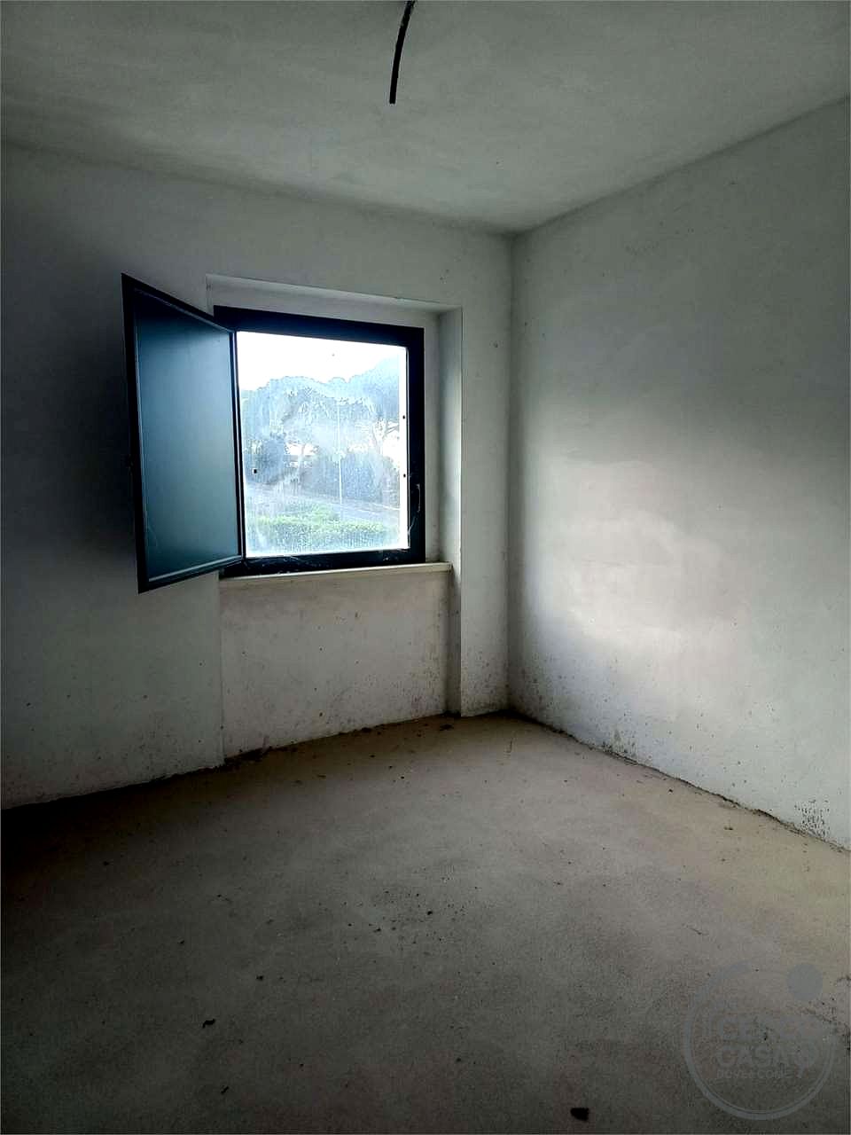 COLLAZZONE - ACQUASANTA - COMPLESSO IMMOBILIARE