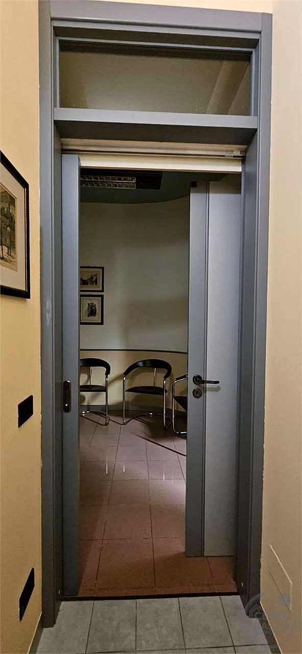 TODI - UFFICIO AL PIANO TERRA