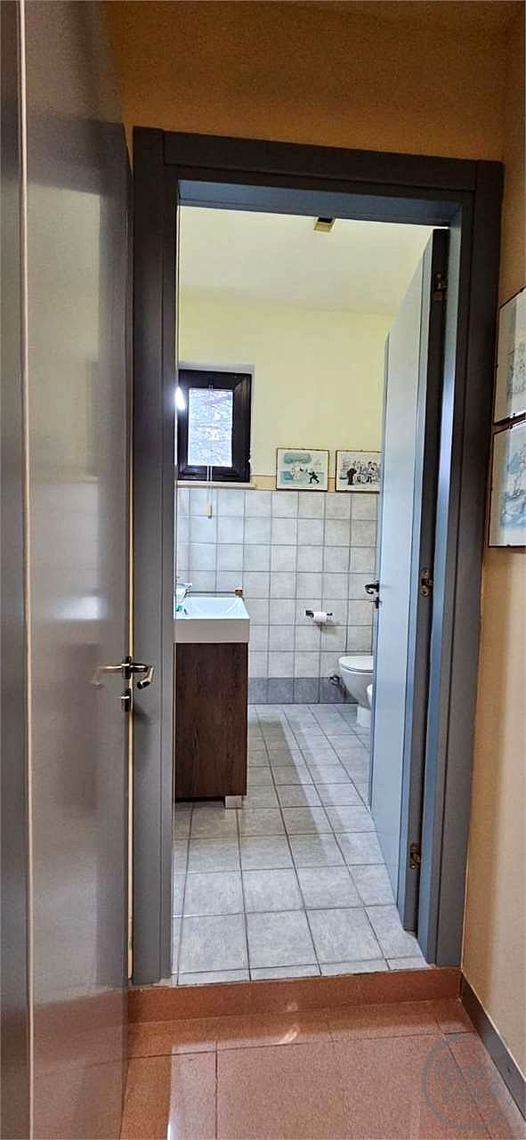 TODI - UFFICIO AL PIANO TERRA
