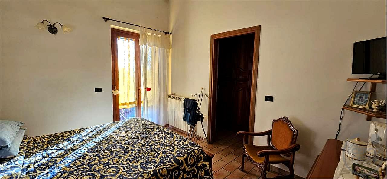 COLLAZZONE - ACQUASANTA - CASA INDIPENDENTE