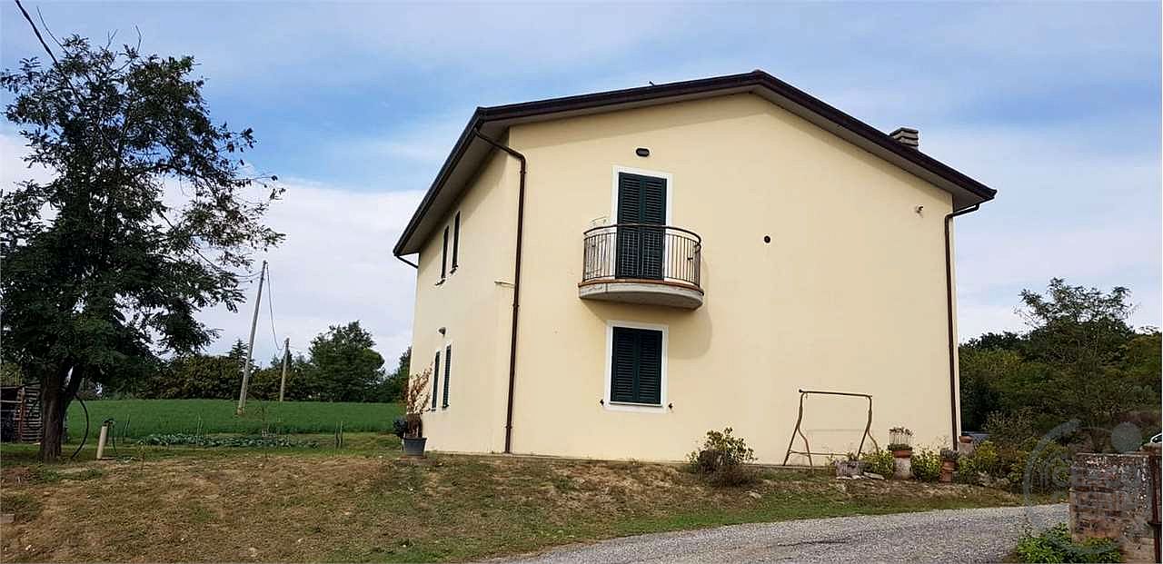 COLLAZZONE - ACQUASANTA - CASA INDIPENDENTE