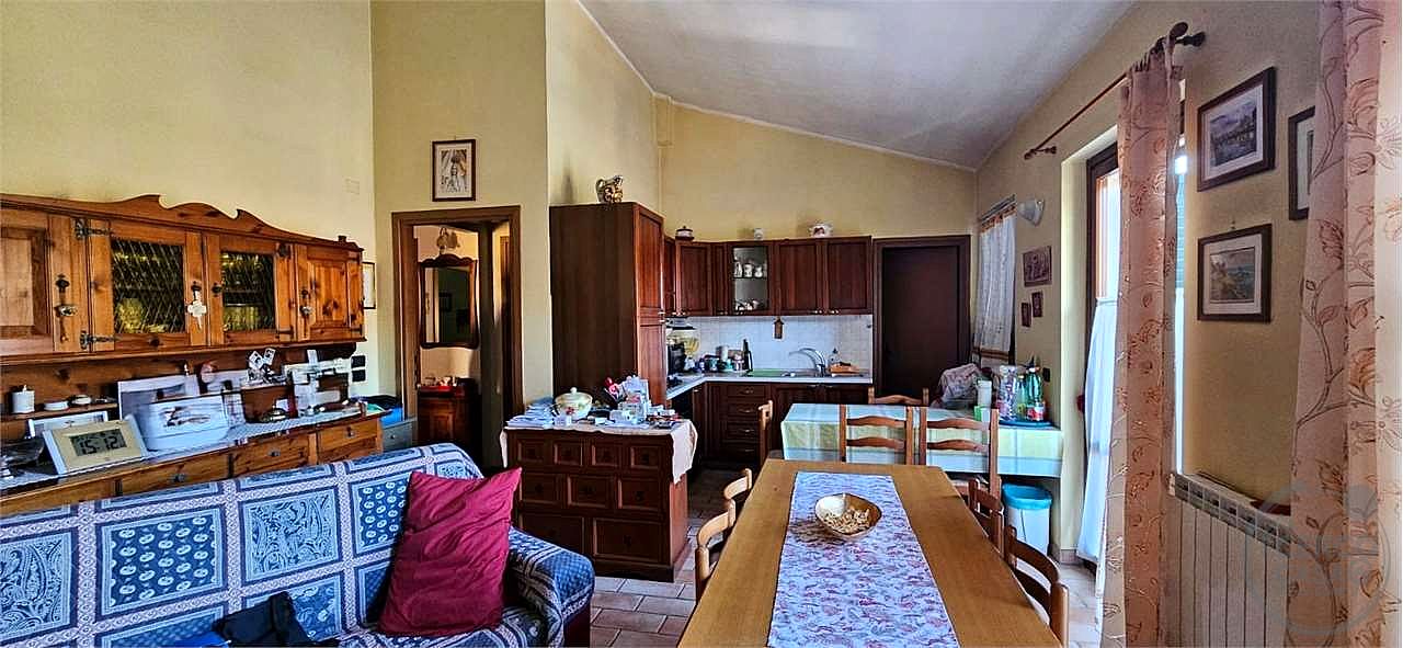 COLLAZZONE - ACQUASANTA - CASA INDIPENDENTE