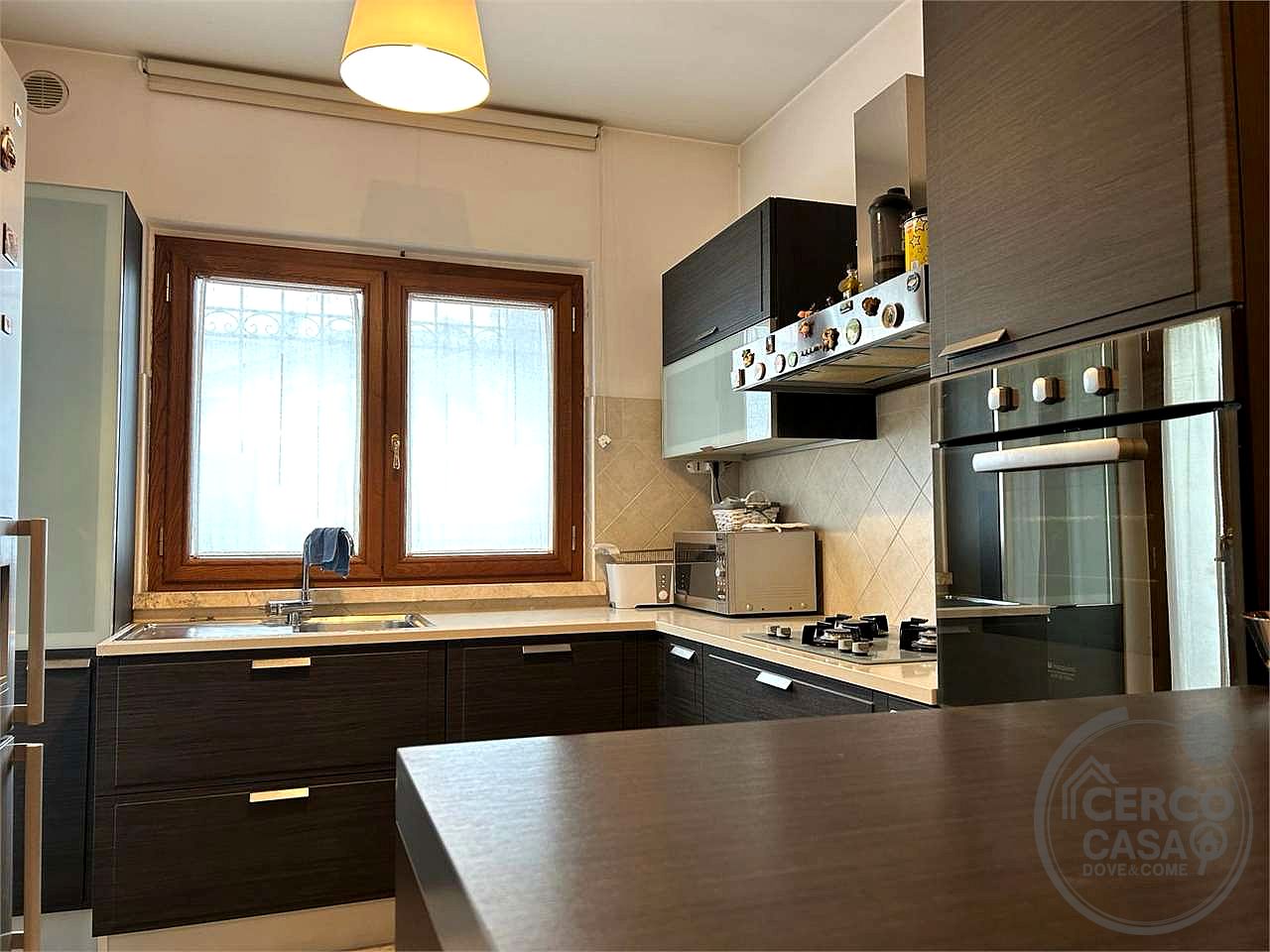 GUIDONIA - VILLA A SCHIERA CAPOTESTA CON GIARDINO