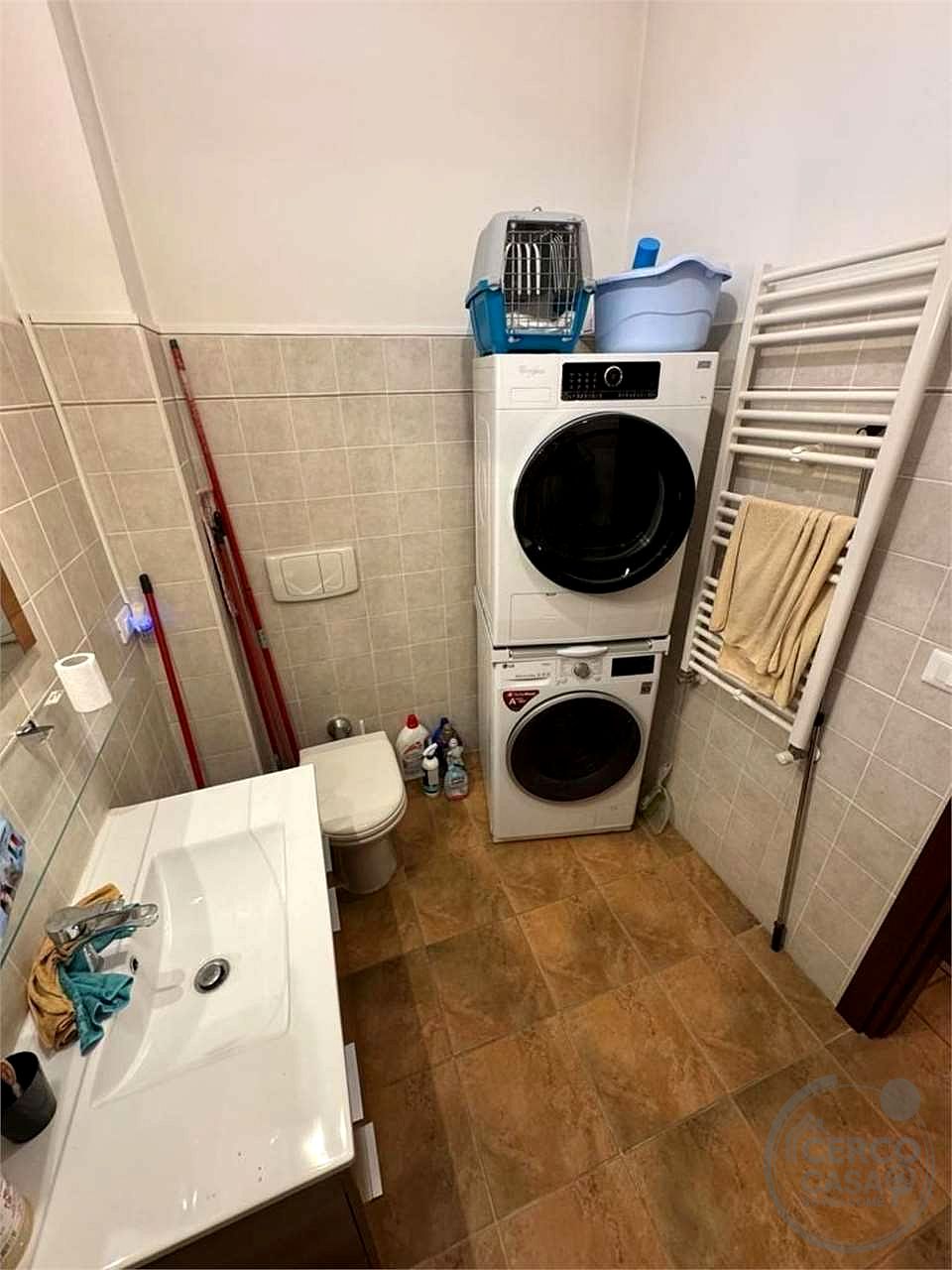 GUIDONIA - VILLA A SCHIERA CAPOTESTA CON GIARDINO
