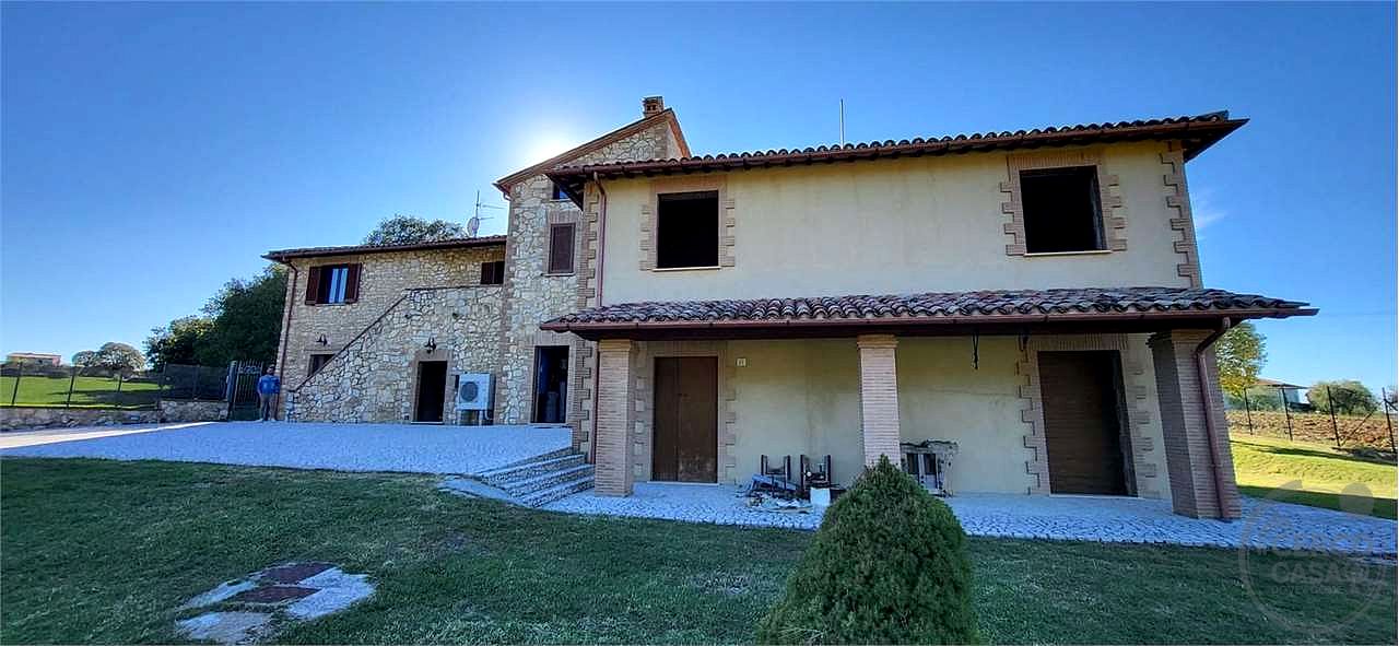 ACQUASPARTA - PORTARIA: VILLA INDIPENDENTE