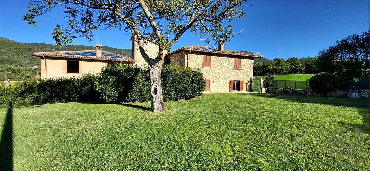 ACQUASPARTA - PORTARIA: VILLA INDIPENDENTE