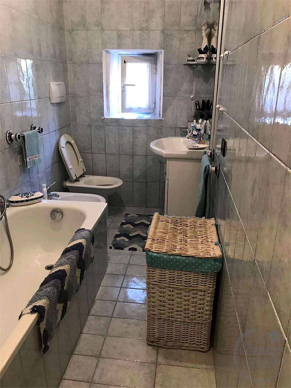 ASSISI - COMPLESSO IMMOBILIARE