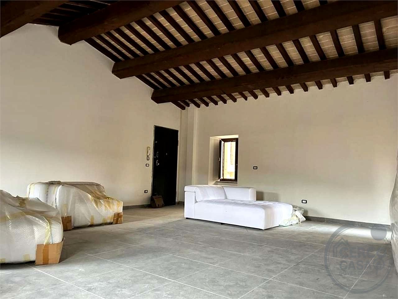 NOCERA UMBRA - APPARTAMENTO IN CENTRO STORICO