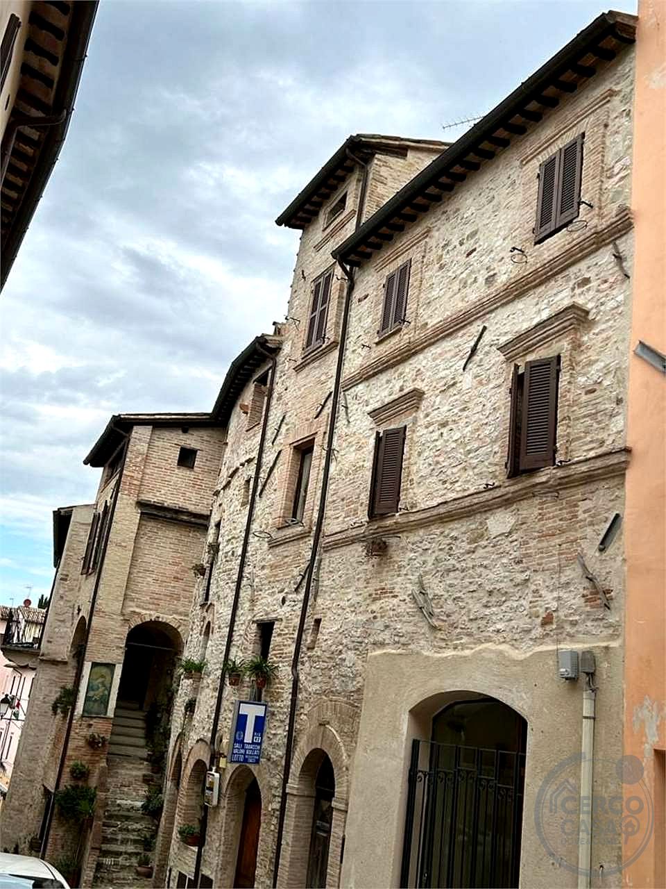 NOCERA UMBRA - APPARTAMENTO IN CENTRO STORICO