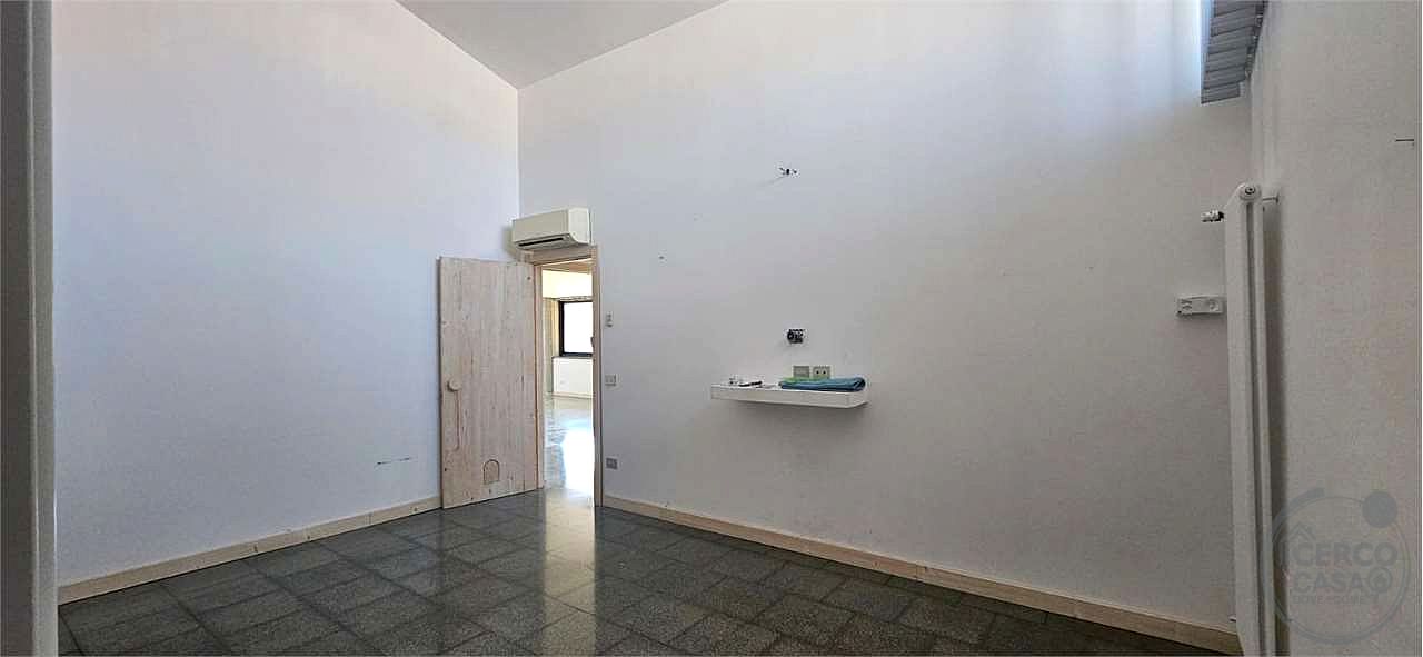 UFFICIO LOFT IN ZONA BEN SERVITA