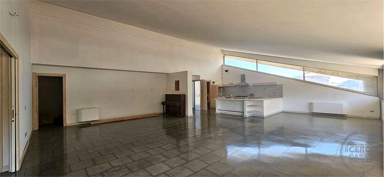 UFFICIO LOFT IN ZONA BEN SERVITA