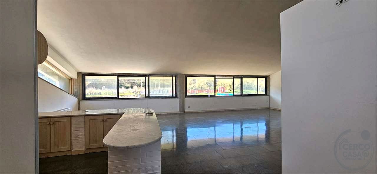 UFFICIO LOFT IN ZONA BEN SERVITA