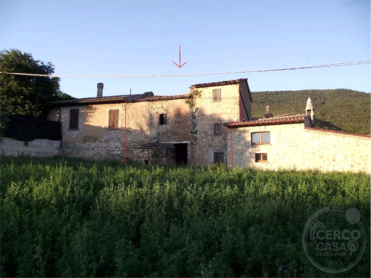 PORZIONE DI FABBRICATO DA RISTRUTTURARE